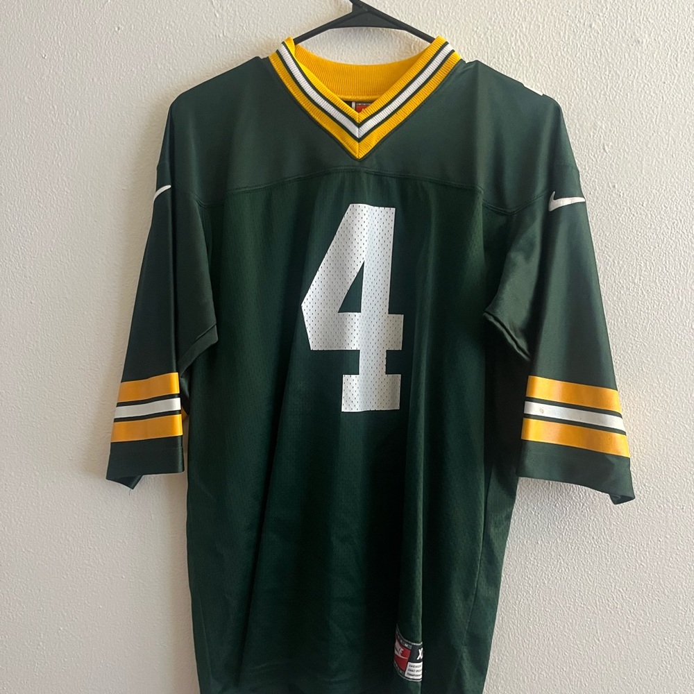 Nike Men's Jersey in Green with Yellow Highlights